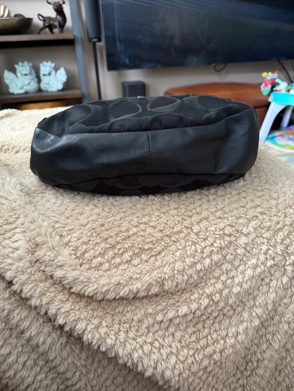 Coach Black Signature Jacquard & Leather Shoulder Hobo - Picture 8 of 10